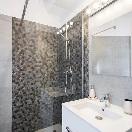 Escape-unirii Apartment