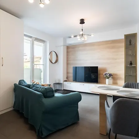 Escape-unirii Apartment *